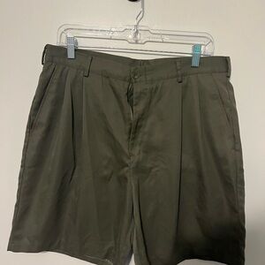 Van Heusen Men's Dark Green Flat Front Shorts